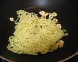 簡単！ペペロンチーノ風焼きそば作り方2写真