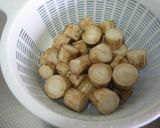 鮭とごぼうの胡麻味噌煮作り方1写真