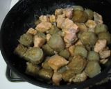 鮭とごぼうの胡麻味噌煮作り方6写真