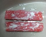 お弁当や朝食に★ニラとカニカマの卵焼き★作り方1写真