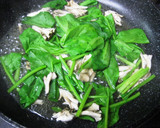 ほうれん草とマイタケの豚丼作り方1写真