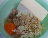 鶏肉でふんわり揚げ団子作り方2写真