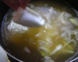即席餃子スープ（マンドゥグッ）☆韓国料理作り方3写真