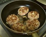 料理のための清酒のすき焼きハンバーグ　　作り方2写真