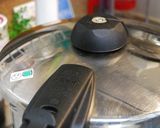 豚バラ肉とお大根の甘辛煮♪スープもね☆作り方3写真