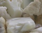 豚肉とカリフラワーのにんにく炒め作り方1写真