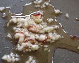 豚肉とカリフラワーのにんにく炒め作り方3写真
