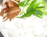 ★聖護院大根と豚肉の煮物★作り方1写真