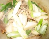 ★聖護院大根と豚肉の煮物★作り方4写真