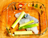 簡単お弁当のおかずエビのケチャップ炒め作り方1写真