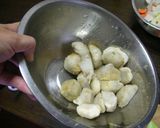 ゆすってゆすって！ボウルで里芋煮っころ？作り方4写真