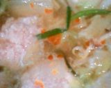 ふわふわ〜鶏団子と白菜のスッパ辛スープ作り方5写真