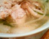 ふわふわ〜鶏団子と白菜のスッパ辛スープ作り方6写真