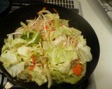 簡単♪味付牛肉とにんにくの芽の野菜炒め☆作り方4写真