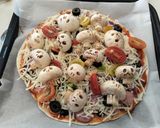 トルティーヤでハロウィンのガイコツピザ作り方4写真