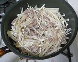 つる旨えのき×豚そぼろのバター醤油丼作り方2写真