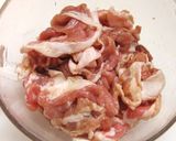 ご飯に！お弁当に！豚肉の味噌豆板醤焼き☆作り方1写真
