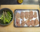 アスパラと鶏胸肉のごま油炒め作り方2写真