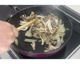 豚足★舞茸としめじのトマトソース★動画★作り方15写真