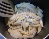 お鍋ひとつで作る☆ポテトグラタン作り方1写真