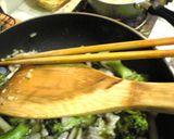 簡易塩豚とブロッコリーのオイル系パスタ作り方5写真