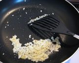 簡単!おいしい!パラパラフライパンピラフ作り方2写真
