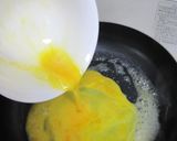 簡単!朝食！食パンと卵を焼くだけ♪作り方1写真