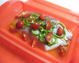 ルクエで！白身魚のガーリックオイル蒸し作り方3写真