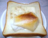 我が家の定番!美味しいよ♪もちトースト☆作り方5写真