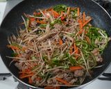 しらたき、ごぼう、ひじきとひき肉の炒め物作り方5写真