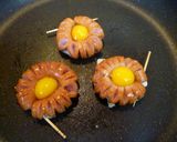 ✿お弁当✿　ウィンナーのお花作り方4写真