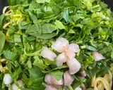 ほうれん草の老抽黒焼きそば作り方2写真