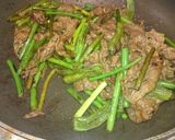 牛肉とにんにくの芽炒め作り方4写真