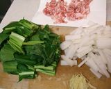 ＊豚肉と小松菜の煮びたし＊作り方1写真