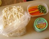 弁当に冷凍フォー作り方1写真
