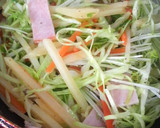 冷蔵庫整理★　千切り野菜の巣ごもり卵作り方2写真