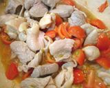 土鍋で作るキャベツとお肉のトマト煮込み作り方4写真