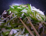 青椒牛絲　牛肉とピーマンの千切り炒め作り方5写真