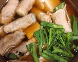 ねぎの甘みを味わう豚巻き醤油鍋作り方5写真