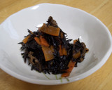 ひじきの煮物を作った翌日は♪卵焼き☆作り方1写真