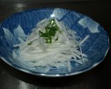 材料３つ　シンプル♪大根こん２サラダ作り方4写真