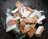結構旨いッ☆厚揚げと野菜の炒め物作り方3写真