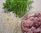 短時間で美味しい鶏肉とエノキのすき焼き風作り方1写真