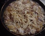 短時間で美味しい鶏肉とエノキのすき焼き風作り方4写真