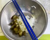 簡単！タマネギとピクルスのタルタルソース作り方1写真