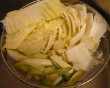 白菜と鶏と豚でさっぱり鍋作り方2写真