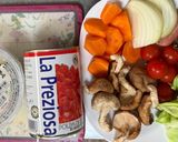 豆乳とトマト・餃子具沢山の鍋作り方1写真