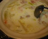 白菜と鶏肉の牛乳鍋作り方4写真