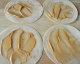 ❤　餃子の皮のまん丸ハムチーズサンド　❤作り方2写真