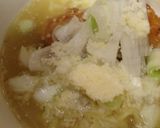 鶏の唐揚げにチーズたっぷり塩ラーメン作り方4写真